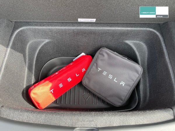 Tesla Model Y Kabelfach Allwetter-Schutzmatte - Streifendesign - Tool Box Mat
