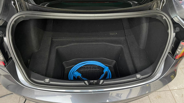 Tesla Model 3 Kabelfach-Matte - Allwettermatte - Streifendesign (M3 2021-2023)